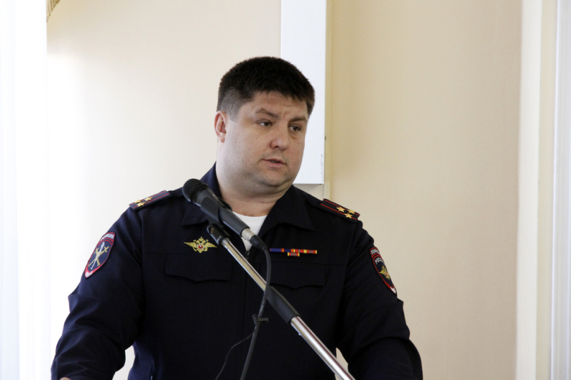 Who is protecting the "bandit state" in the Smolensk region
